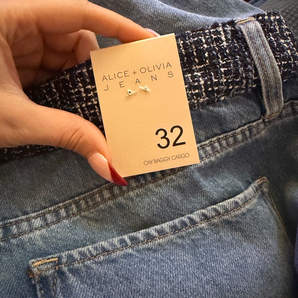NWT Alice + Olivia Cay baggy cargo - Picture 2 of 4